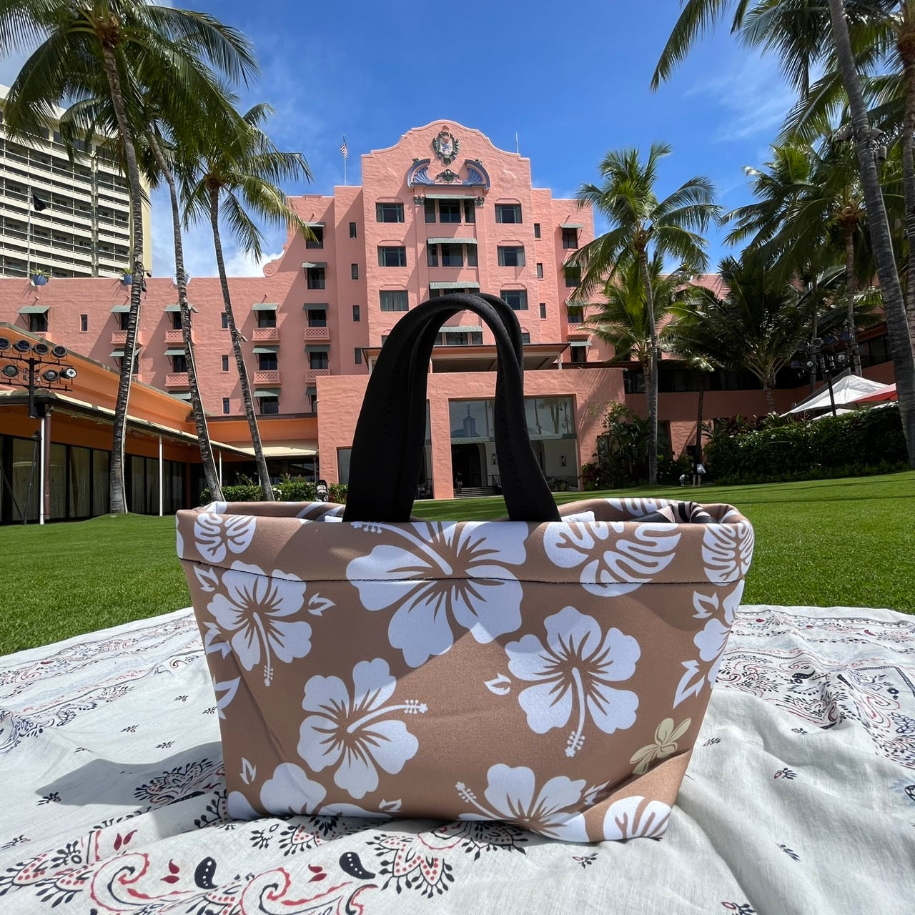 Mili Mili Chill Tote - Sandy Shell