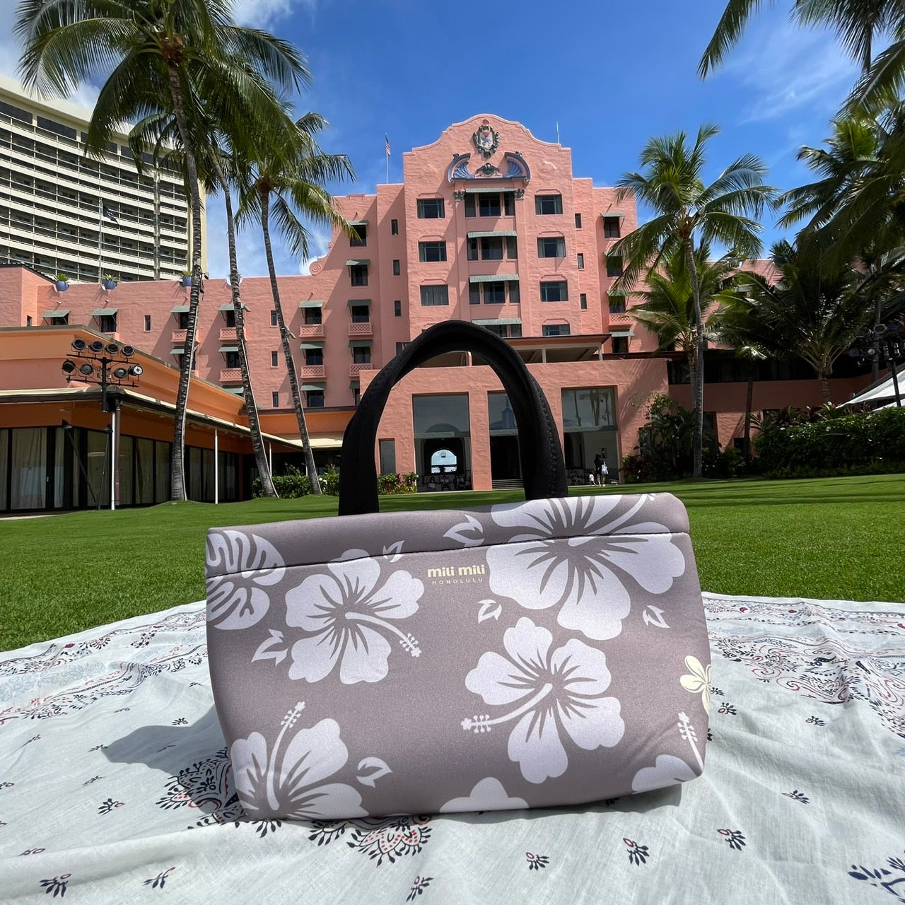 Mili Mili Chill Tote - Moana Taupe